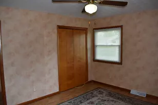 301 E Ririe Pl, Flanagan, IL 61740 - Photo 11