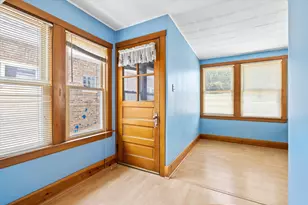 2414 East Ave, Berwyn, IL 60402 - Photo 15