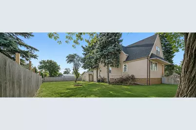 5649 W 87th Place, Oak Lawn, IL 60453 - Photo 3