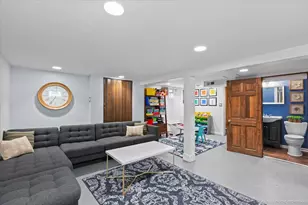9323 S Spaulding Ave, Evergreen Park, IL 60805 - Photo 19