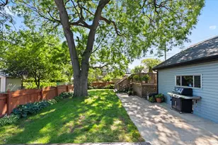 9323 S Spaulding Ave, Evergreen Park, IL 60805 - Photo 23