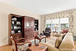 275 Firenze Dr, Cary, IL 60013 - Photo 5