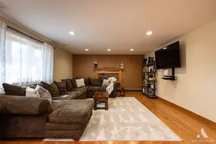 8611 W 75th St, Justice, IL 60458 - Photo 15