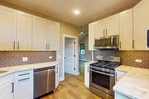 4941 Main St, Downers Grove, IL 60515 - Photo 11