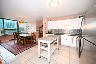5201 S Cornell Ave, Chicago, IL 60615 - Photo 7