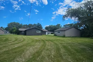 4671 185th Pl, Country Club Hills, IL 60478 - Photo 15
