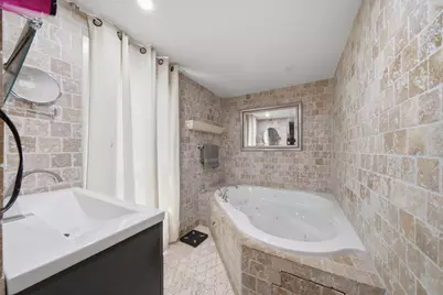 1735 Grey Avenue, Evanston, IL 60201 - Photo 19