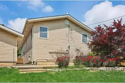 327 Oakwood Drive, Antioch, IL 60002 - Photo 5