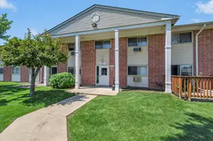 1577 Jill Ct, Glendale Heights, IL 60139 - Photo 1