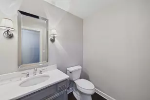 1528 Shire Cir, Inverness, IL 60067 - Photo 27