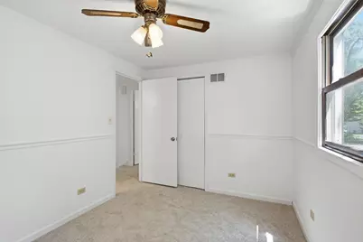 126 S Lodge Lane, Lombard, IL 60148 - Photo 21