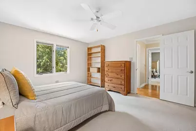 6402 Indian Head Court, Indian Head Park, IL 60525 - Photo 25