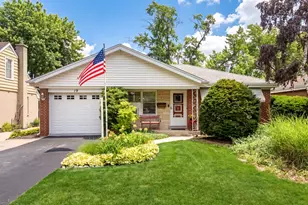 19 N Seminary Ave, Park Ridge, IL 60068 - Photo 1
