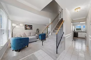 701 Bayberry Dr, Bartlett, IL 60103 - Photo 5