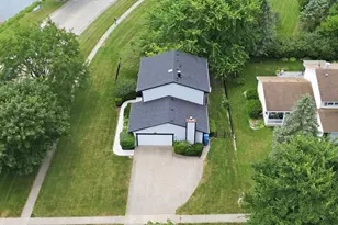 701 Bayberry Dr, Bartlett, IL 60103 - Photo 41