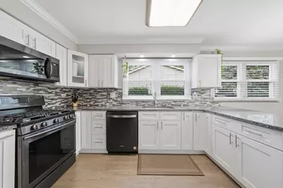 701 Bayberry Drive, Bartlett, IL 60103 - Photo 13