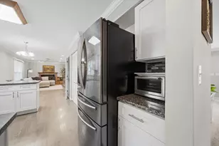 701 Bayberry Dr, Bartlett, IL 60103 - Photo 11