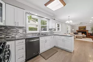 701 Bayberry Dr, Bartlett, IL 60103 - Photo 9