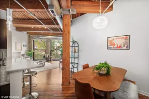 225 W Huron St, Chicago, IL 60654 - Photo 7