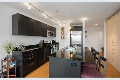 653 N Kingsbury Street #2104, Chicago, IL 60654 - Photo 5