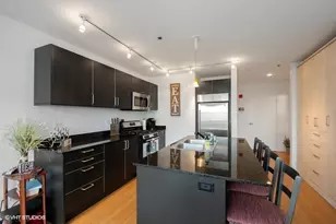 653 N Kingsbury St, Chicago, IL 60654 - Photo 5