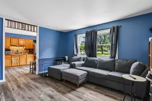 103 Daniel Ct, Bartlett, IL 60103 - Photo 3