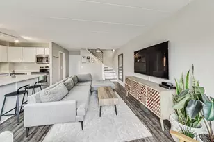 711 W Gordon Terrace, Chicago, IL 60613 - Photo 5