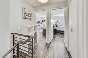 711 W Gordon Terrace, Chicago, IL 60613 - Photo 13