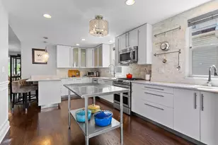 5818 W Byron St, Chicago, IL 60634 - Photo 13