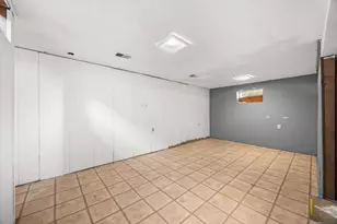 901 Manchester Ave, Westchester, IL 60154 - Photo 17