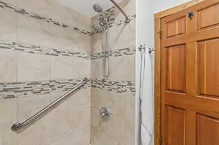 6150 W Thorndale Ave, Chicago, IL 60646 - Photo 7