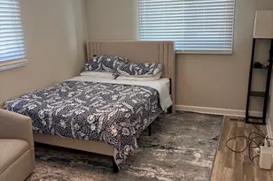 1127 Hertford Ct, Wheaton, IL 60189 - Photo 7