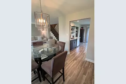 1127 Hertford Court #0, Wheaton, IL 60189 - Photo 5