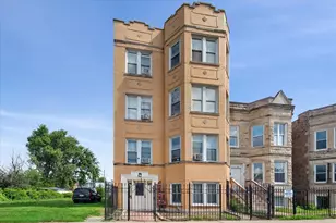 4430 W Congress Pkwy, Chicago, IL 60624 - Photo 1
