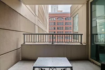 345 N La Salle Drive #405, Chicago, IL 60654 - Photo 9
