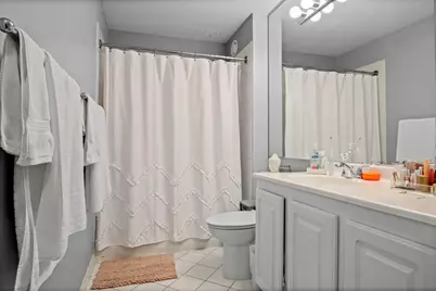 345 N La Salle Drive #405, Chicago, IL 60654 - Photo 5