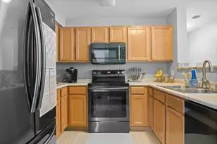 345 N La Salle Dr, Chicago, IL 60654 - Photo 3