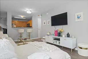 345 N La Salle Dr, Chicago, IL 60654 - Photo 7