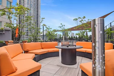 345 N La Salle Drive #405, Chicago, IL 60654 - Photo 17
