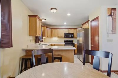 2004 W 4th Street, Dixon, IL 61021 - Photo 11