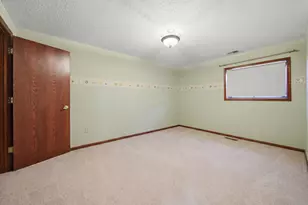 2004 W 4th St, Dixon, IL 61021 - Photo 19