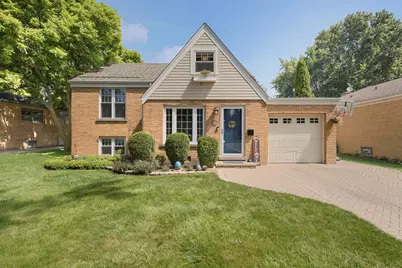 9024 30th Street, Brookfield, IL 60513 - Photo 1