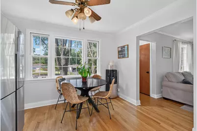 1010 E Evergreen Street, Wheaton, IL 60187 - Photo 7
