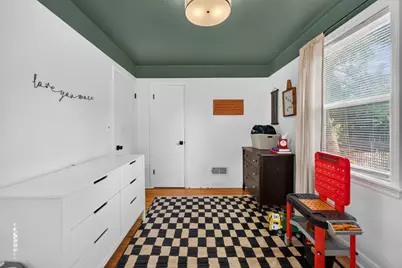 1010 E Evergreen Street, Wheaton, IL 60187 - Photo 13