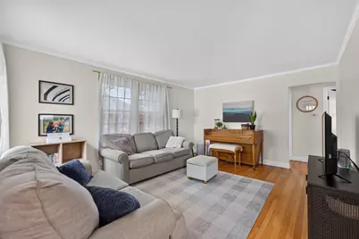 1010 E Evergreen Street, Wheaton, IL 60187 - Photo 3