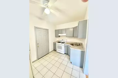 4306 W Shakespeare Avenue #3, Chicago, IL 60639 - Photo 9