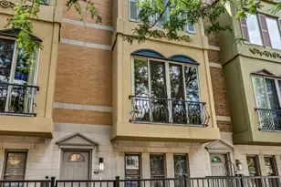 530 N Peoria St, Chicago, IL 60642 - Photo 1