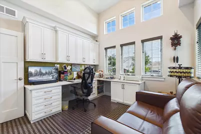 4745 S Cottage Lane, Pleasant Prairie, WI 53158 - Photo 15