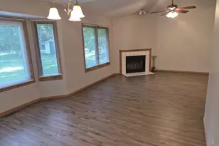 140 Lamplighter, Poplar Grove, IL 61065 - Photo 5
