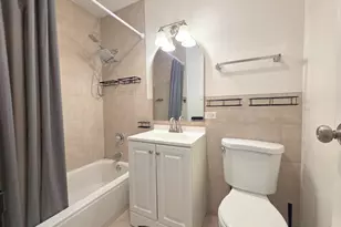 889 Trace Dr, Buffalo Grove, IL 60089 - Photo 17